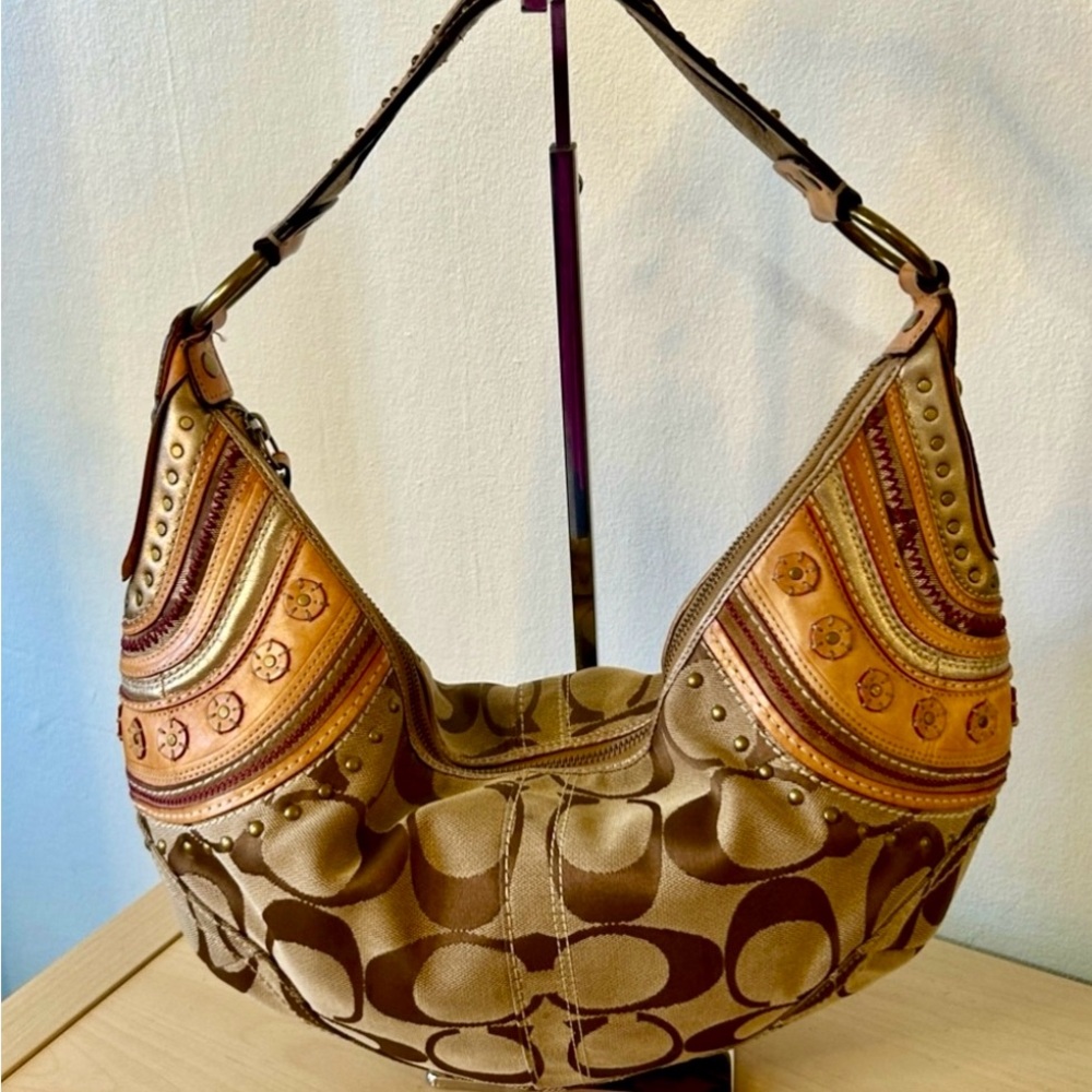 Coach Mia Soho Hobo Shoulder Bag 10483 - Picture 4 of 10